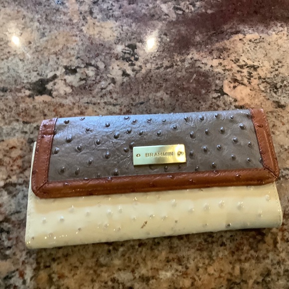 Brahmin wallet - Picture 1 of 2